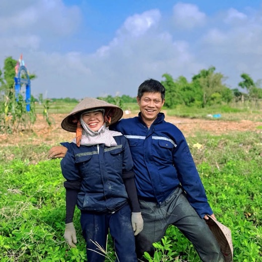 Minh Bí Thư Xóm